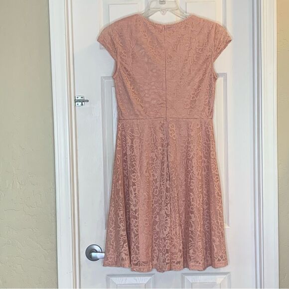 Muadress Pale Pink with lace overlay Dress Size Large - Picture 2 of 11